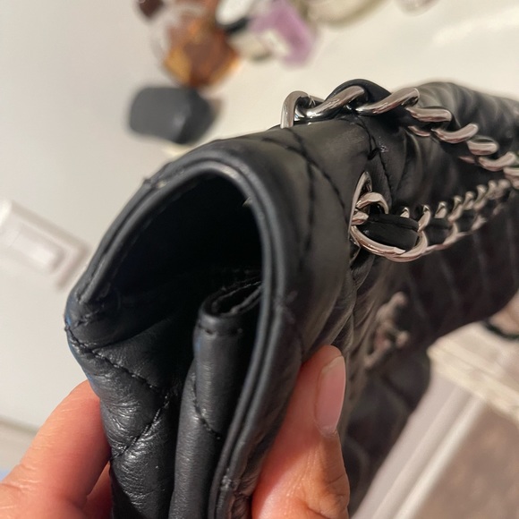 Chanel “In The Business” Maxi - Picture 10 of 13